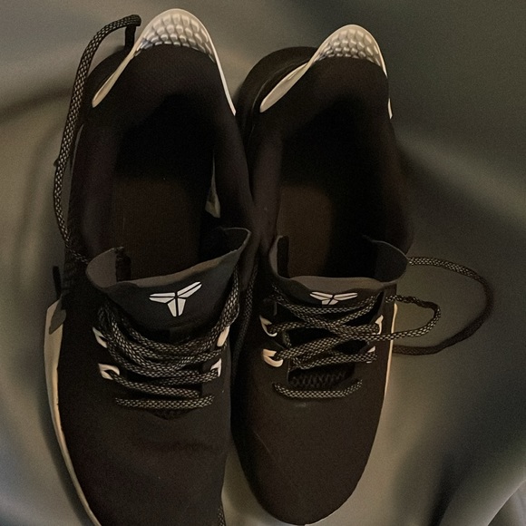 Nike Mamba Fury Snakeskin Black Smoke Grey 2020. Size 8 worn twice. Almost new - Picture 5 of 10